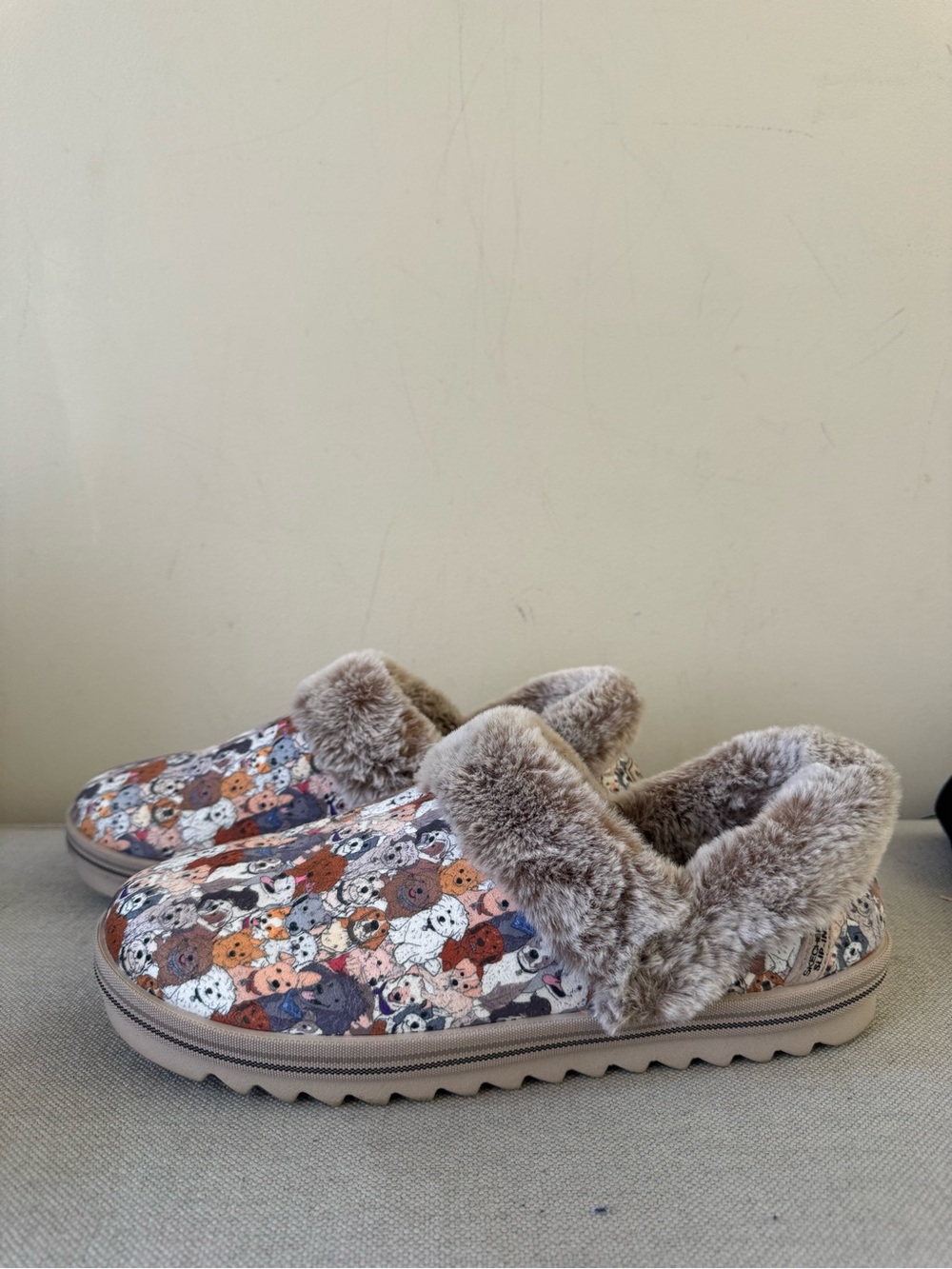 Bobs Women’s Dog Animal Print Faux Fur Lined Slip-On Slippers Multicolor 8.5